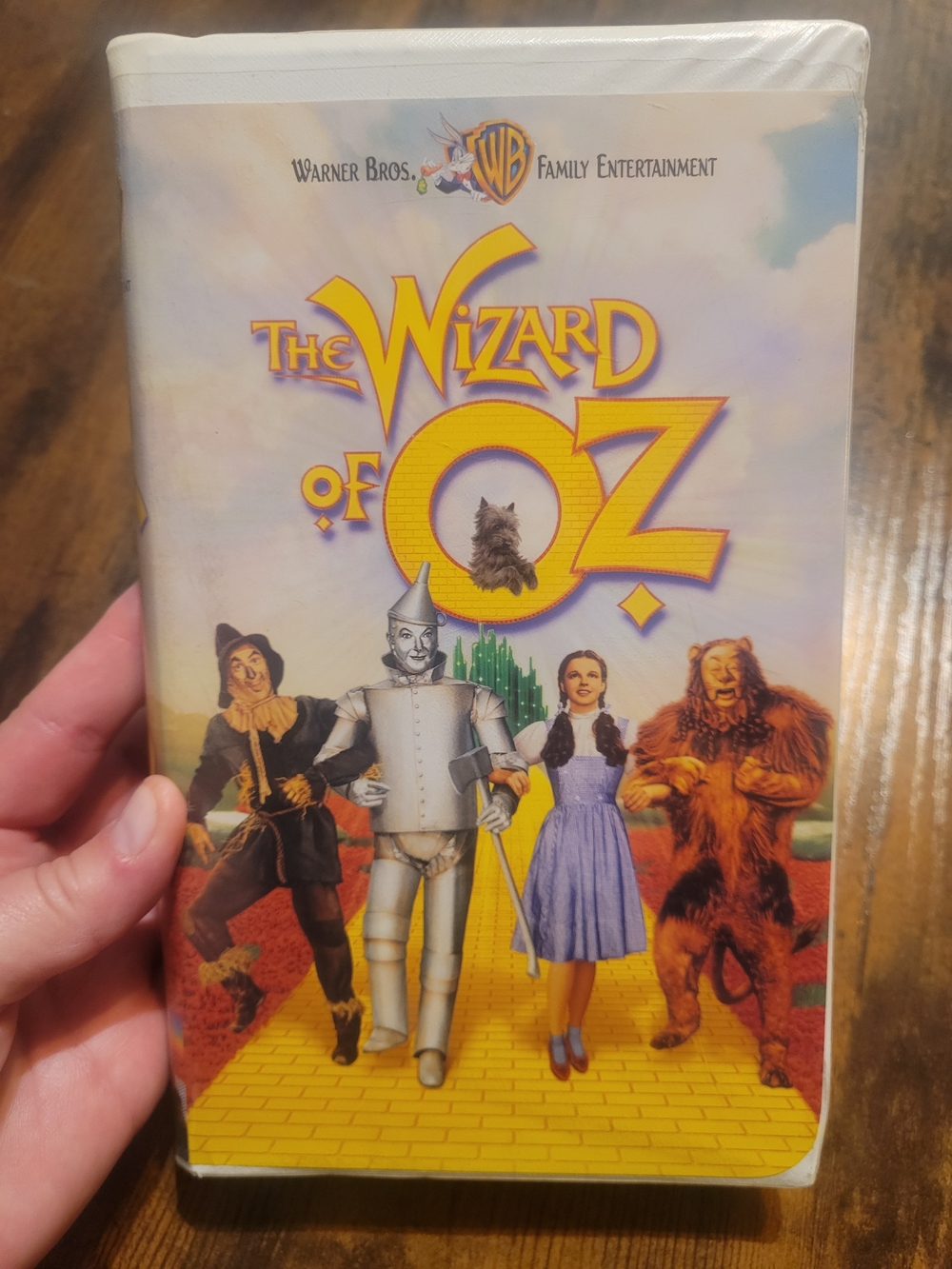 Warner Bros. The Wizard of Oz Kids Movie - Yellow Cover